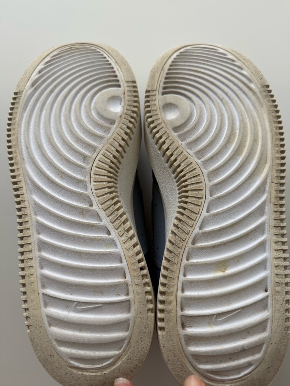 Nike Classic Blue and White Sneakers Size 9.5 (26.5 cm) - Picture 9 of 9